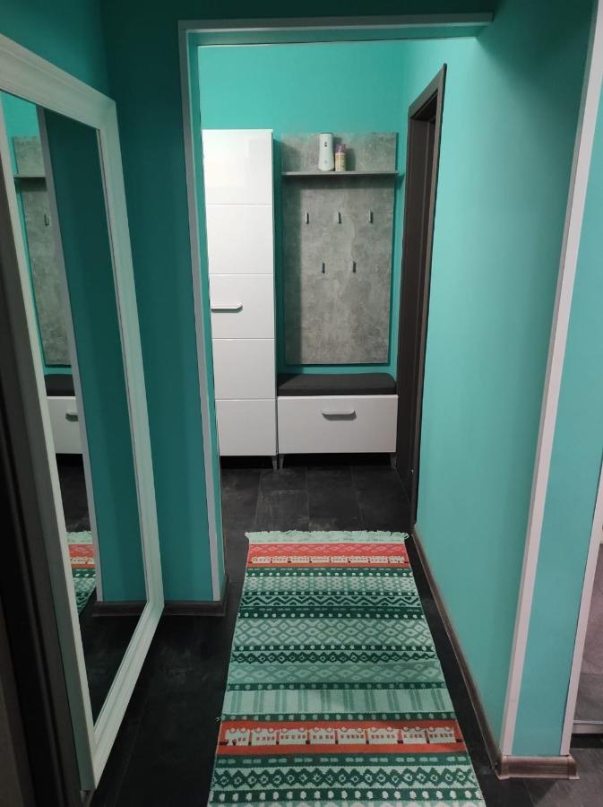 Private Room Near 3 Min Metrou Crangasi, 40 M2 Bukares Bagian luar foto