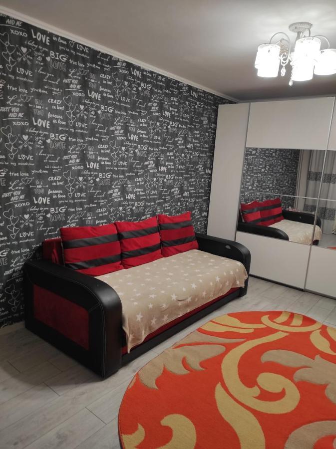 Private Room Near 3 Min Metrou Crangasi, 40 M2 Bukares Bagian luar foto
